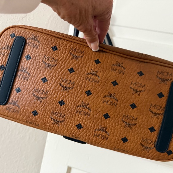 MCM EUC Cognac & Black Tote with Unbranded Dustbag - Picture 8 of 14